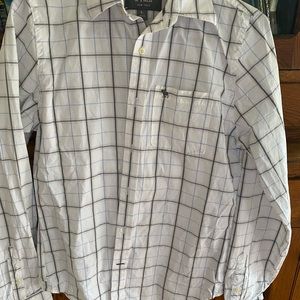 Abercrombie & Fitch Men’s Size L Muscle LS button up shirt. Like new!